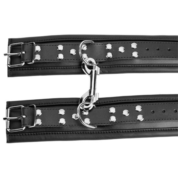 SToys Fussmanschetten aus Leder