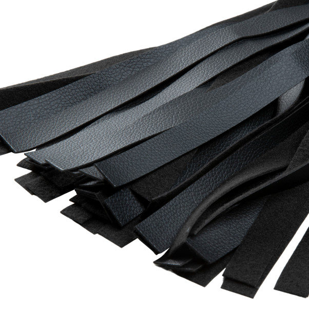 obaie Flogger aus Kunstleder 51 cm